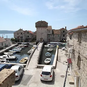 Apartments More Kaštela